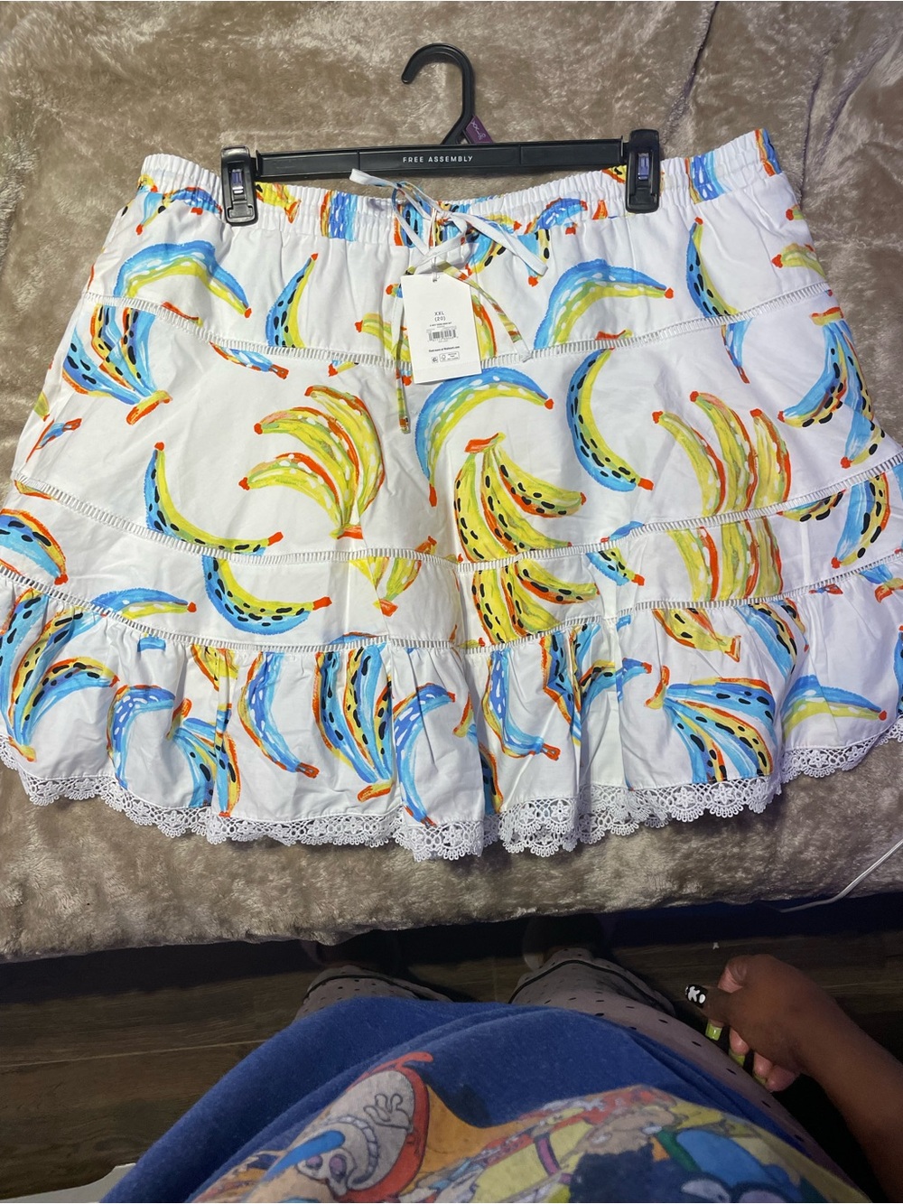 Blue & White Banana-Print Tiered Mini Skirt - Picture 2 of 4